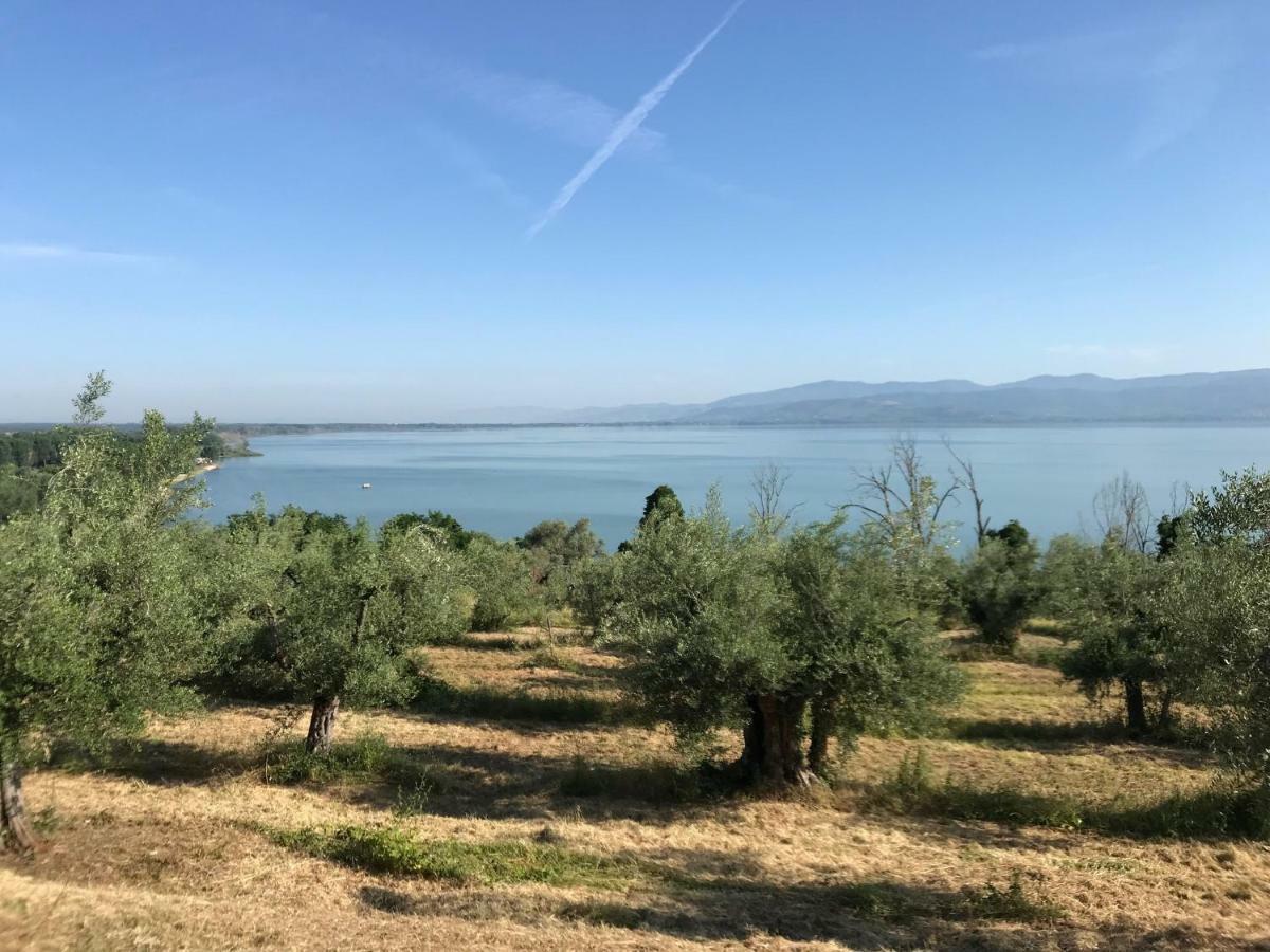 I See Lake Кастильоне-дель-Лаго Экстерьер фото